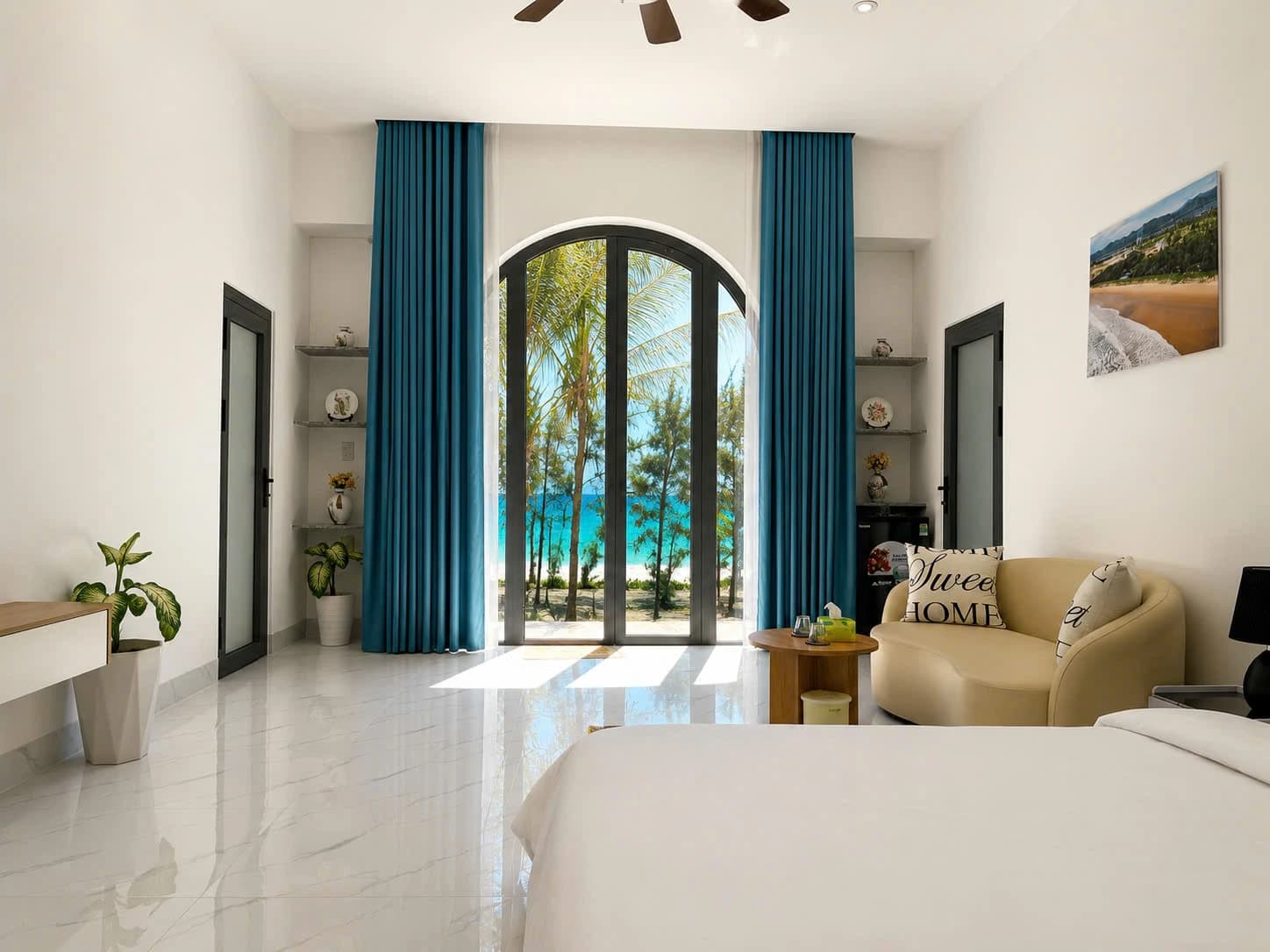 COMBO TRỌN GÓI ĂN & Ở 2 NGÀY 1 ĐÊM SUNRISE SEA VILLA 4