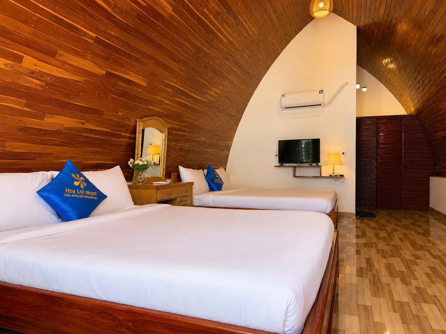 Bungalow Sát Biển 4 Người Lớn 4