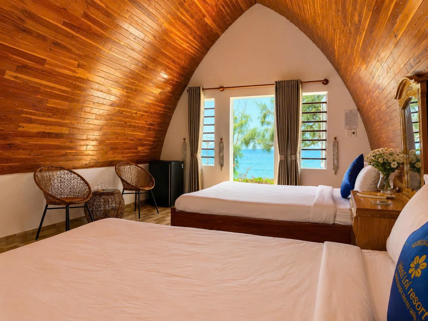Bungalow Sát Biển 4 Người Lớn