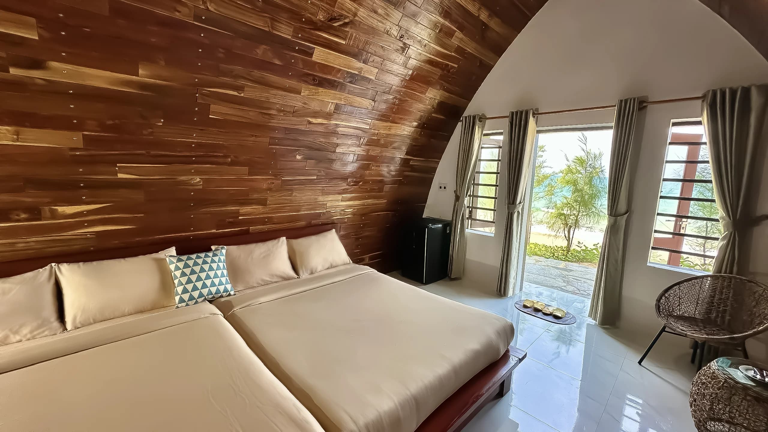Beachfront Family Bungalow — 2 Adults & 2 Children
