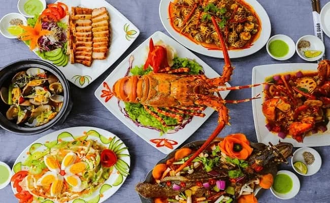 Fresh seafood at Hoa Loi Resort