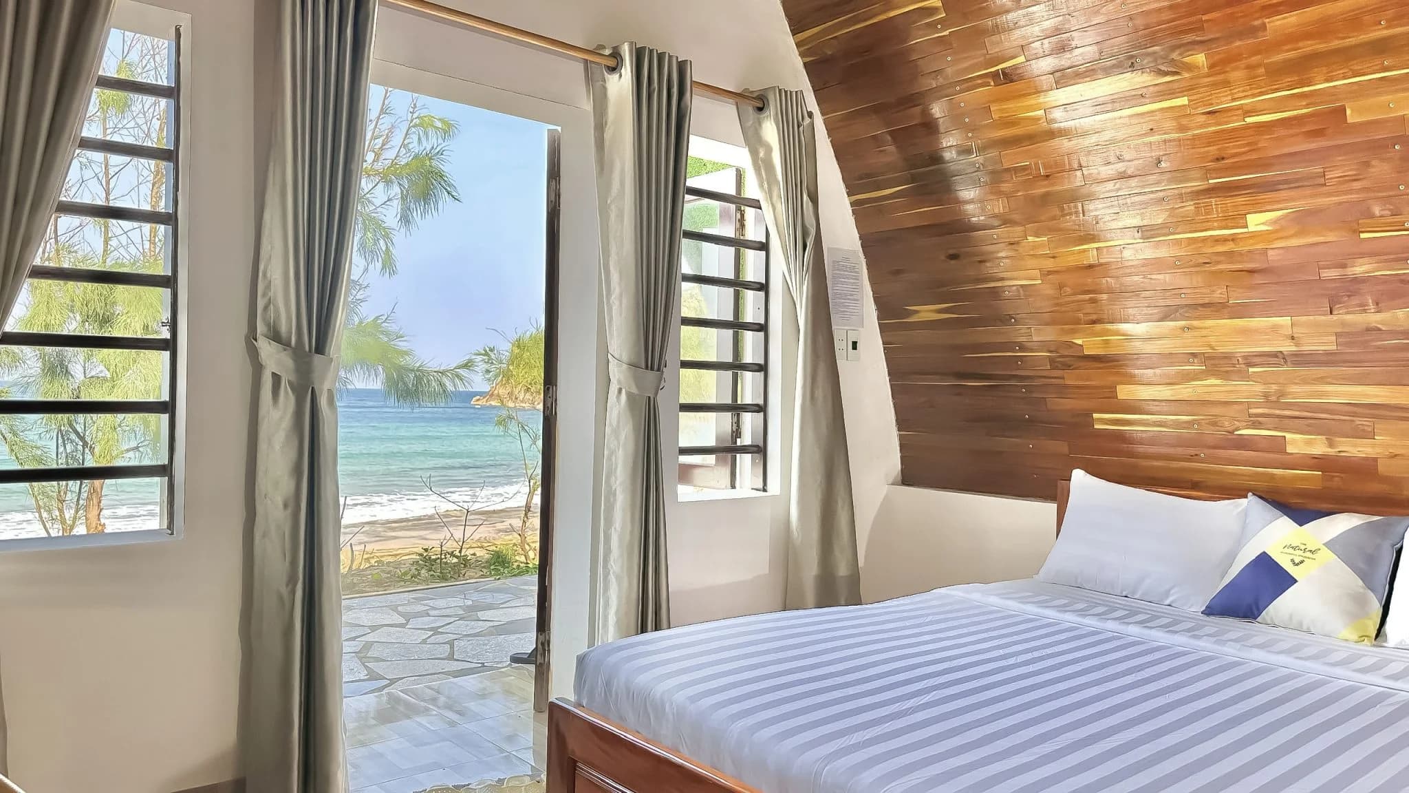 Beachfront Bungalow
