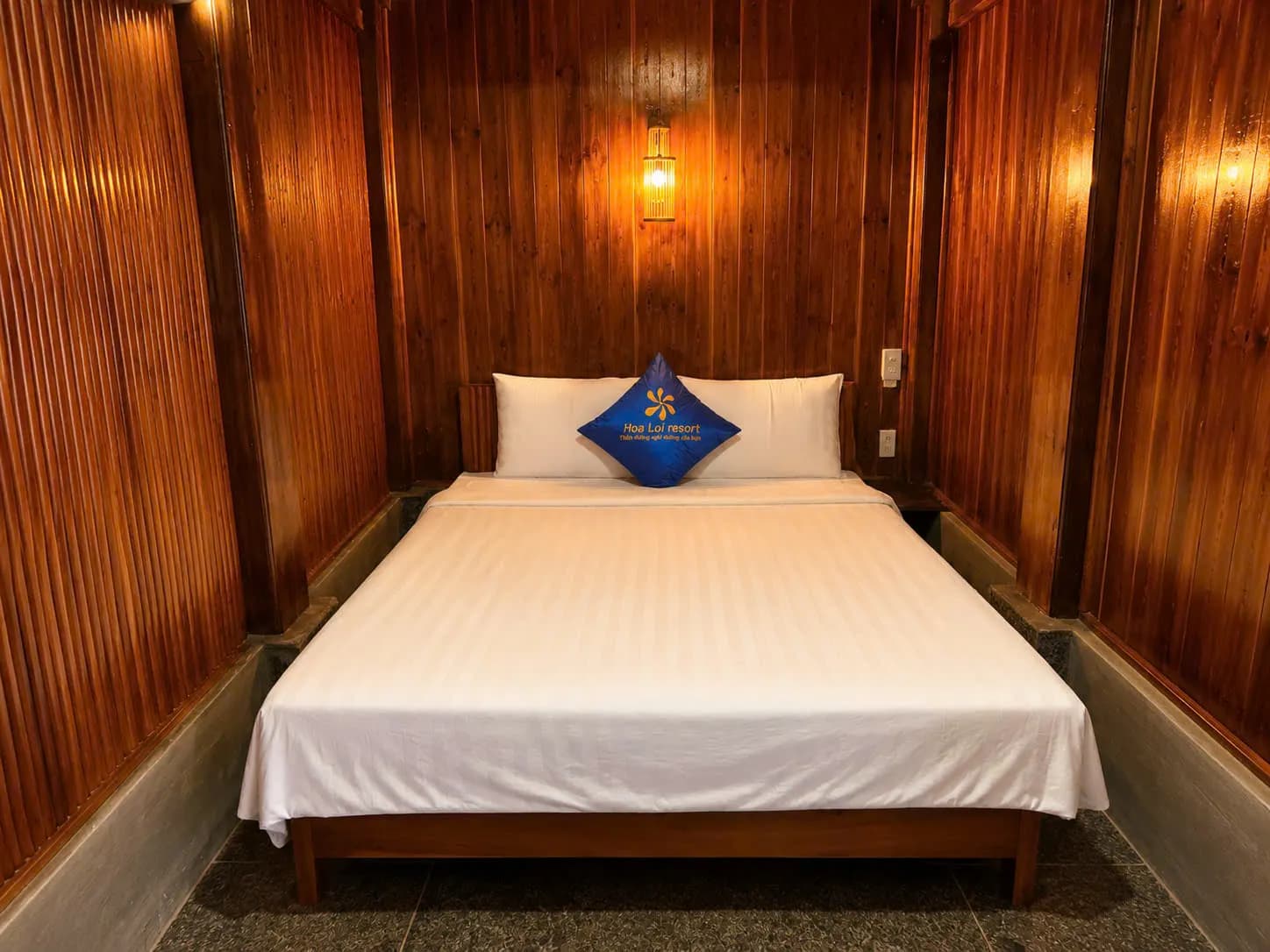 COMBO TRỌN GÓI ĂN & Ở 2 NGÀY 1 ĐÊM VILLA NHÀ GỖ VIEW BIỂN — CẢ CĂN 38NL 6