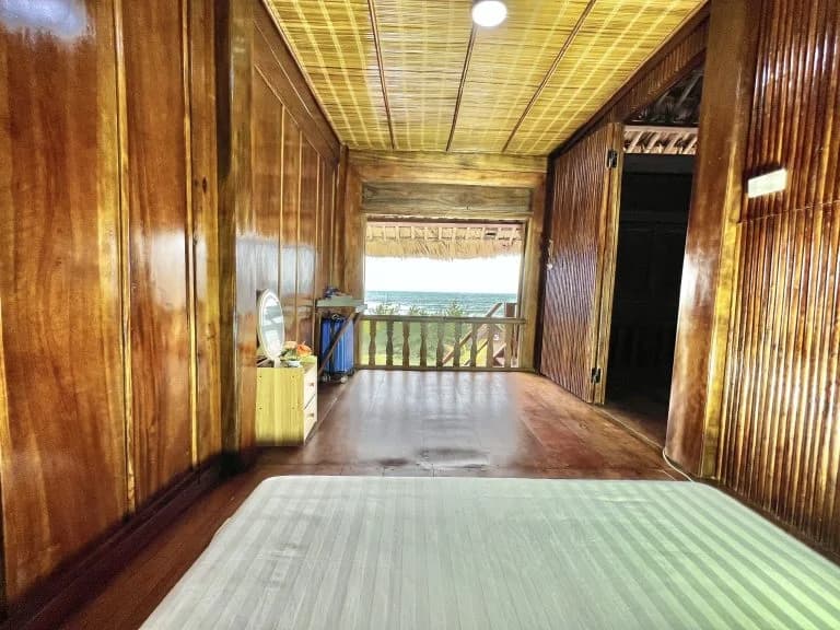 Wooden Villa Ocean View — Floor 2 (20 Adults) 6