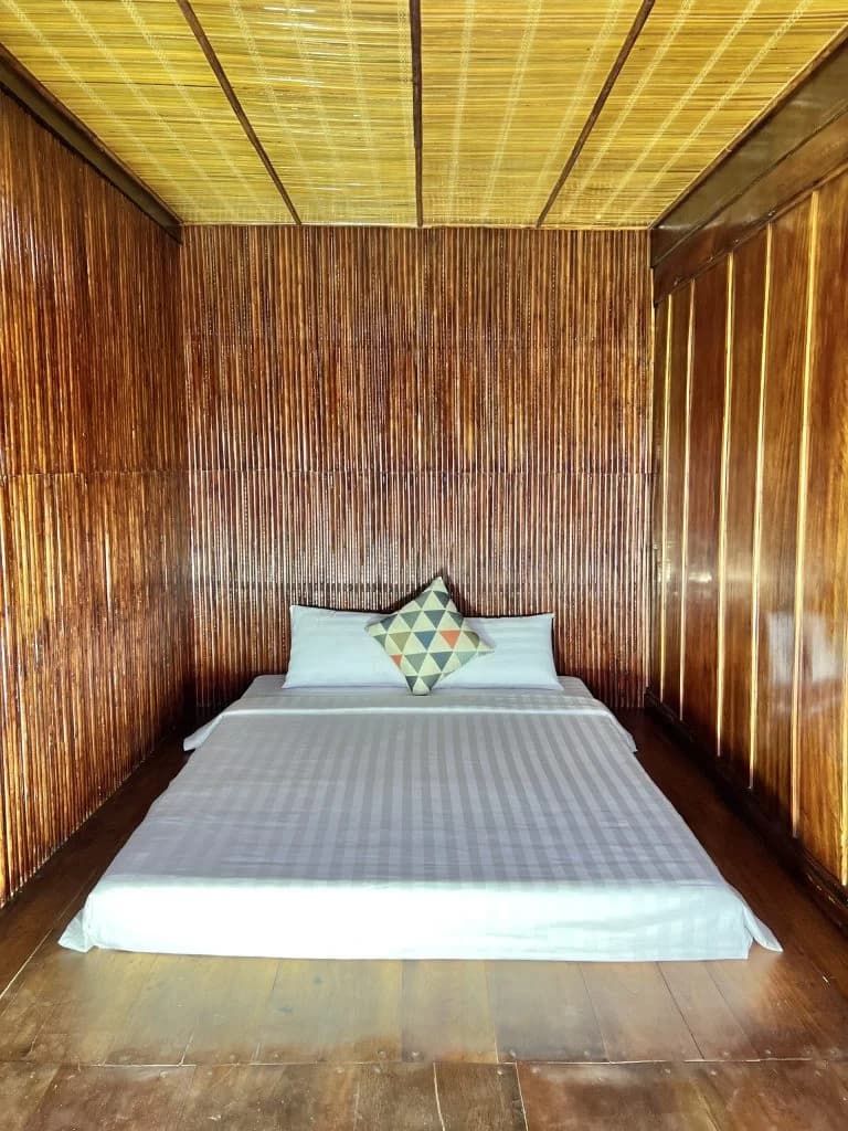 Wooden Villa Ocean View — Floor 2 (20 Adults) 8
