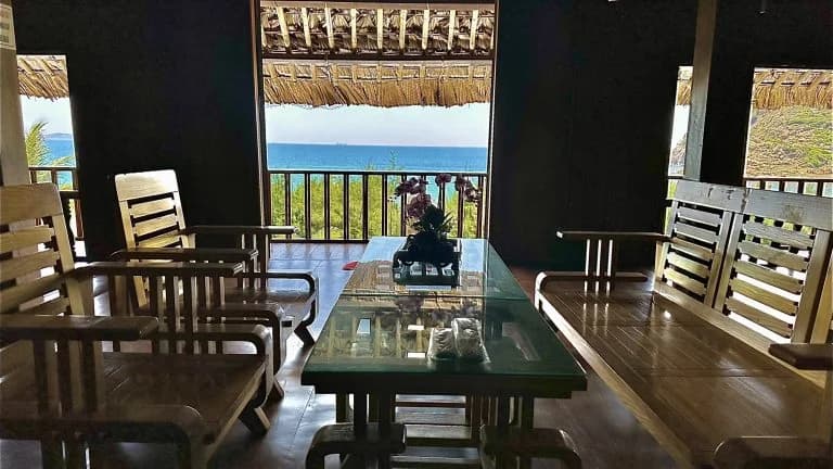 Wooden Villa Ocean View — Floor 2 (20 Adults) 12